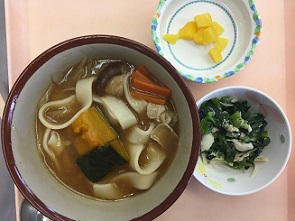 山梨の郷土料理 かぼちゃのほうとう